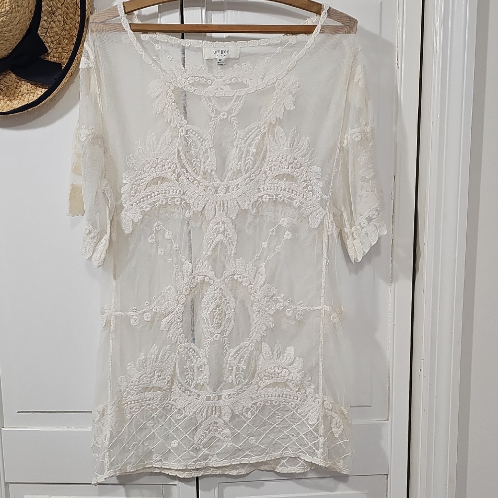 Umgee Cream Lace Blouse